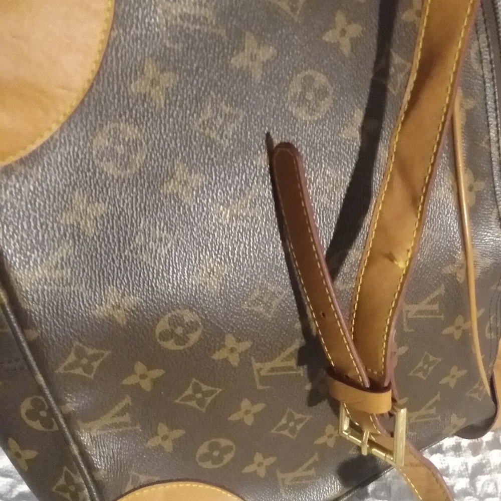 Handbag - Picture 2 of 8
